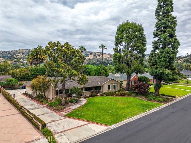 2059 Country Club, Glendora, CA 91741