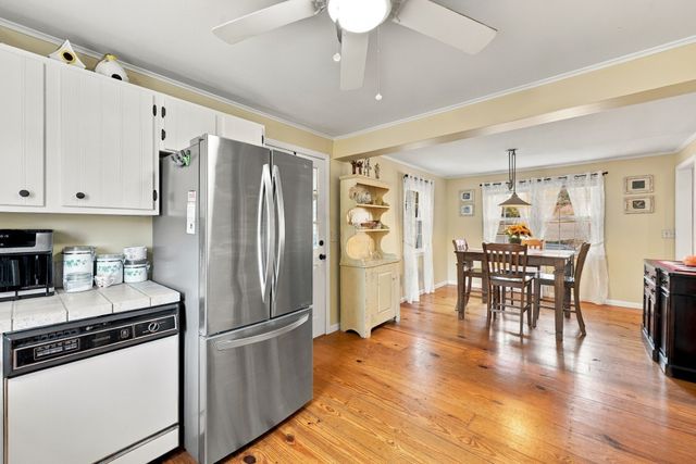 149 Boston Road, Palmer, MA 01069