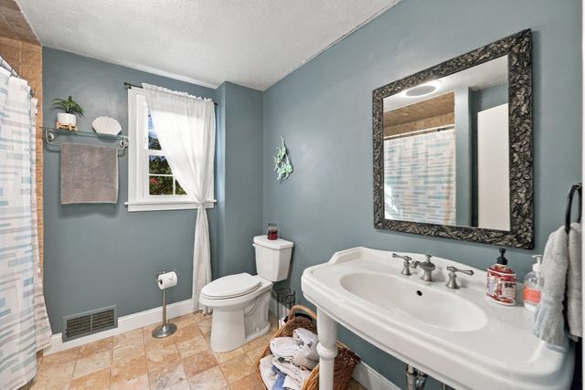 149 Boston Road, Palmer, MA 01069