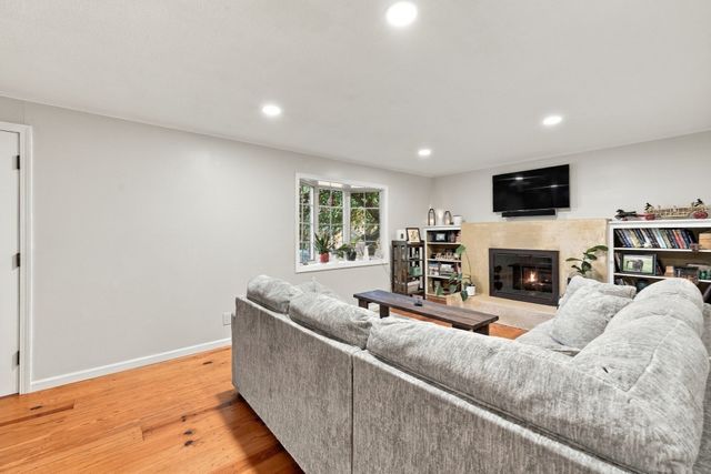 149 Boston Road, Palmer, MA 01069
