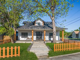 101 HAYNES, San Antonio, TX 78210