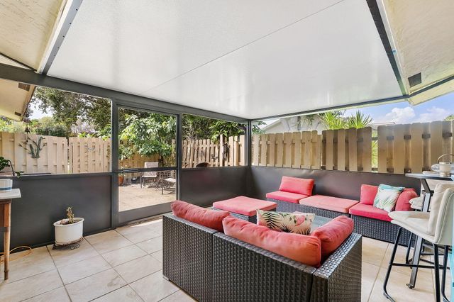 836 NW 29th Avenue A, Delray Beach, FL 33445
