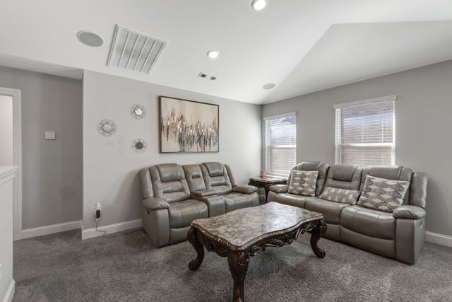 7036 Bennett Dr, Mount Juliet, TN 37122