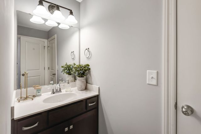 7036 Bennett Dr, Mount Juliet, TN 37122