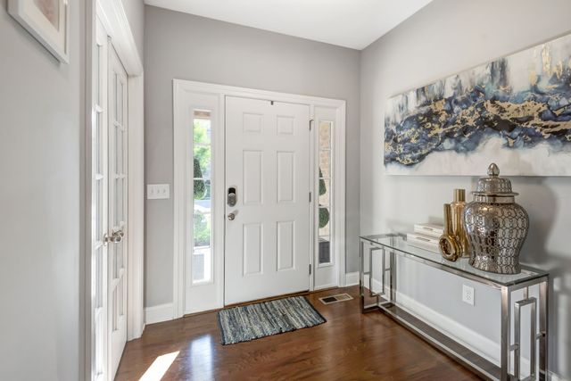 7036 Bennett Dr, Mount Juliet, TN 37122