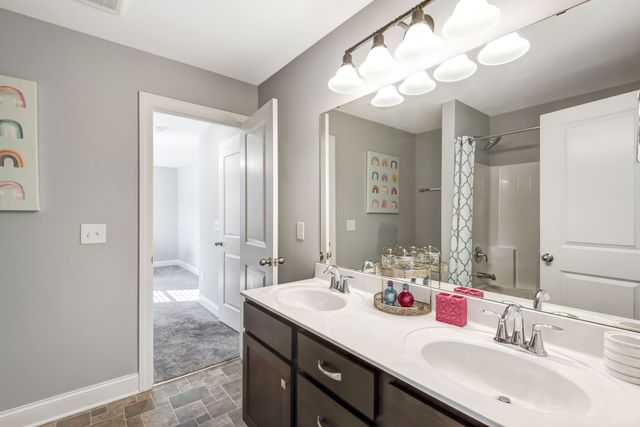 7036 Bennett Dr, Mount Juliet, TN 37122