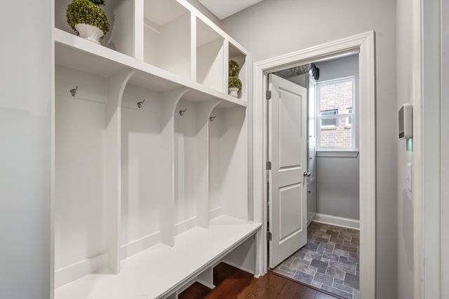 7036 Bennett Dr, Mount Juliet, TN 37122