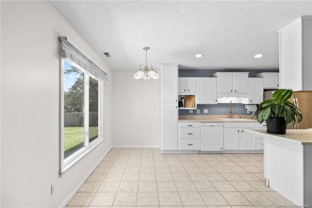 852 Santiato Drive, Fayetteville, NC 28314