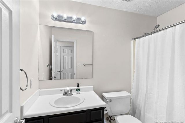 852 Santiato Drive, Fayetteville, NC 28314