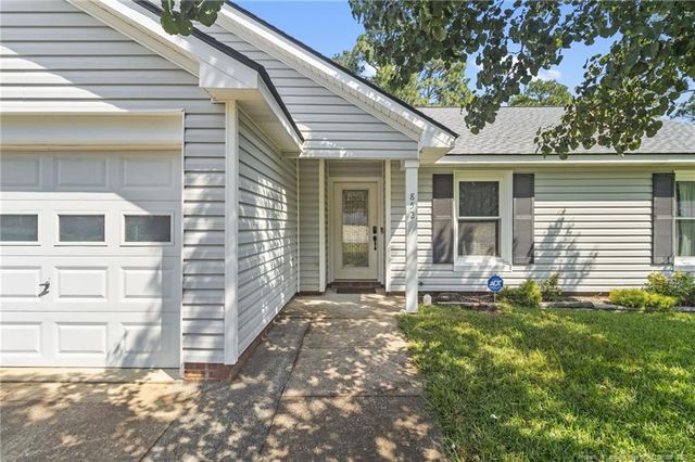 852 Santiato Drive, Fayetteville, NC 28314