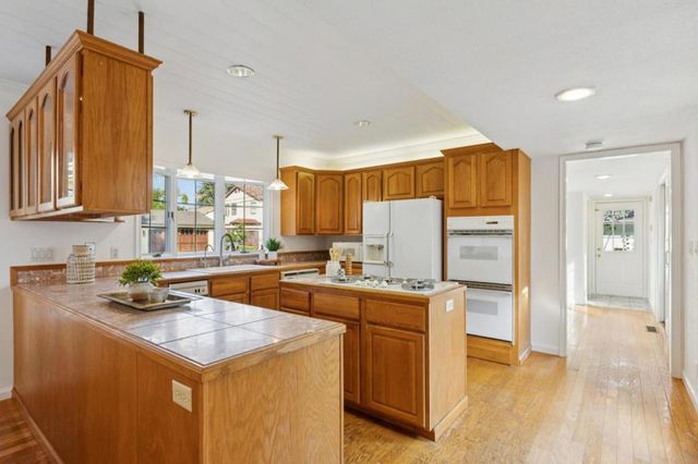 1722 University Avenue, San Jose, CA 95126