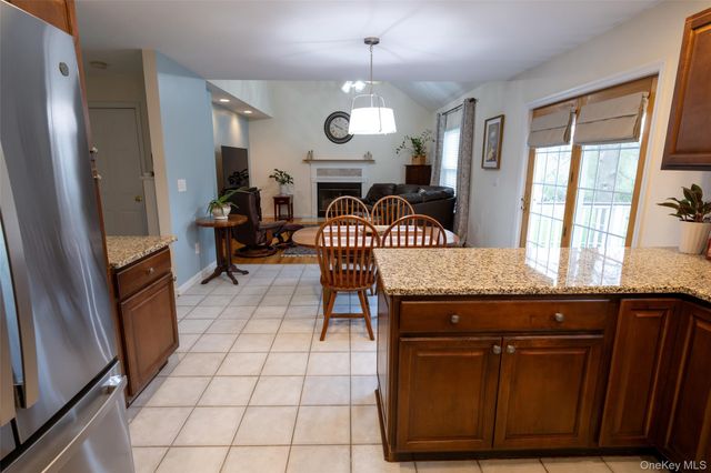 62 Meadowbrook Court, Patterson, NY 12563