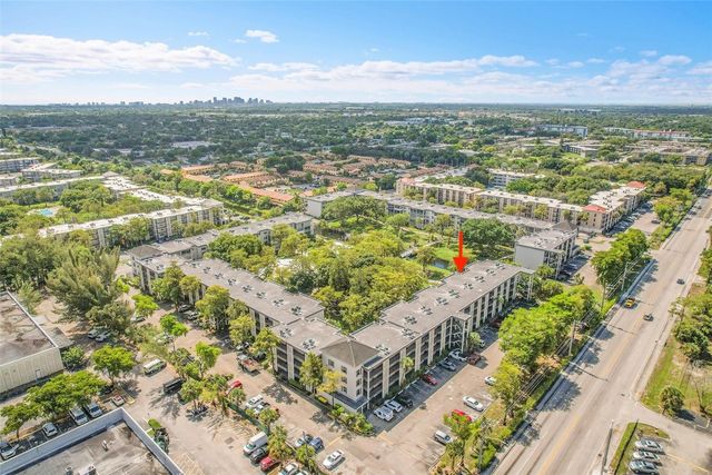 4898 NW 29th Court 304, Lauderdale Lakes, FL 33313