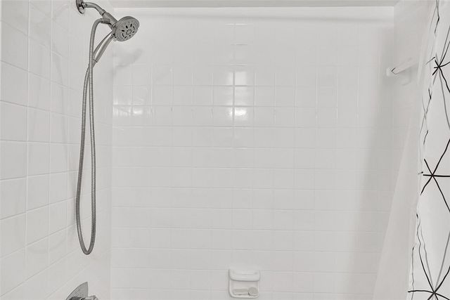 4898 NW 29th Court 304, Lauderdale Lakes, FL 33313