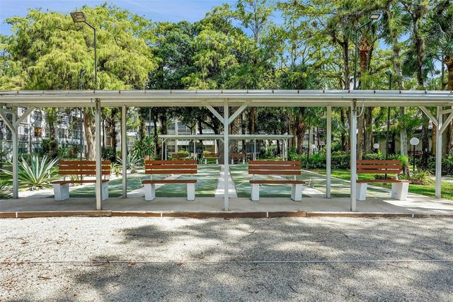 4898 NW 29th Court 304, Lauderdale Lakes, FL 33313