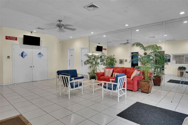 4898 NW 29th Court 304, Lauderdale Lakes, FL 33313