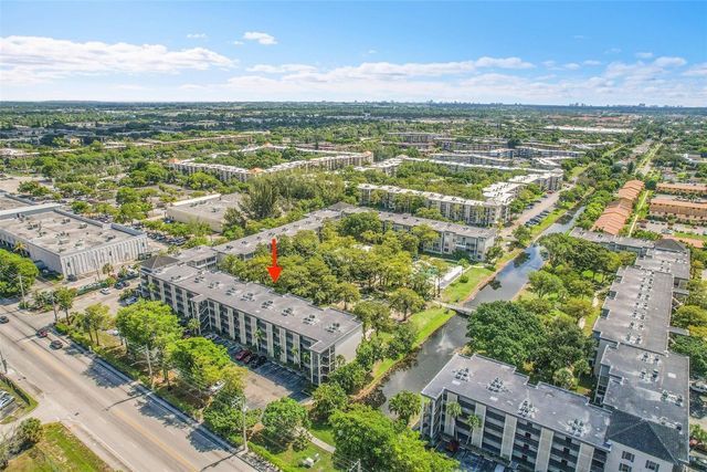 4898 NW 29th Court 304, Lauderdale Lakes, FL 33313