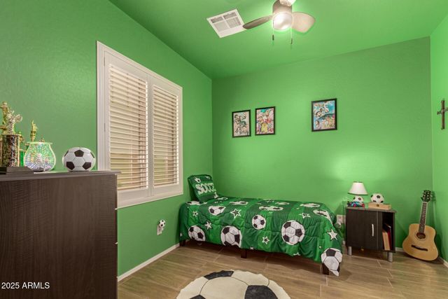 16510 W TETHER Trail, Surprise, AZ 85387