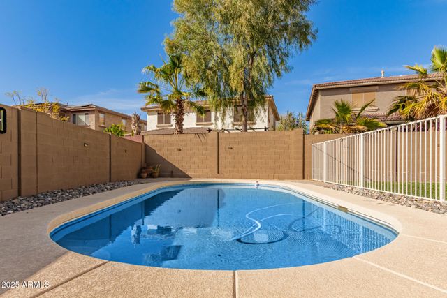 16510 W TETHER Trail, Surprise, AZ 85387