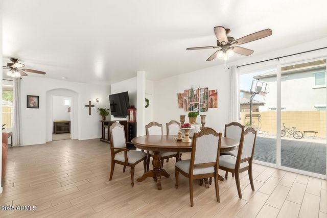 16510 W TETHER Trail, Surprise, AZ 85387