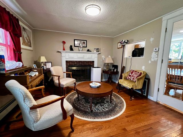 5 Russell Street, Rochester, NH 03867