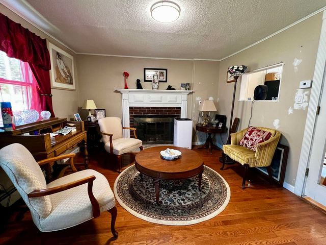 5 Russell Street, Rochester, NH 03867