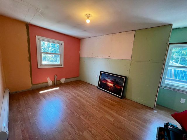 5 Russell Street, Rochester, NH 03867