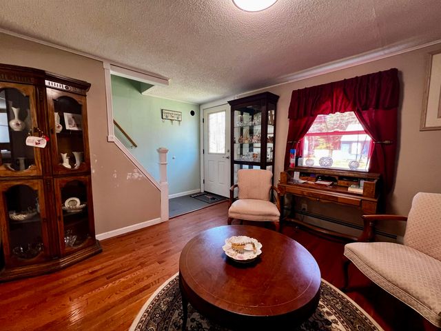 5 Russell Street, Rochester, NH 03867