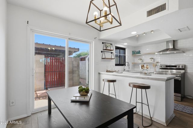 2724 W MCLELLAN Boulevard 119, Phoenix, AZ 85017