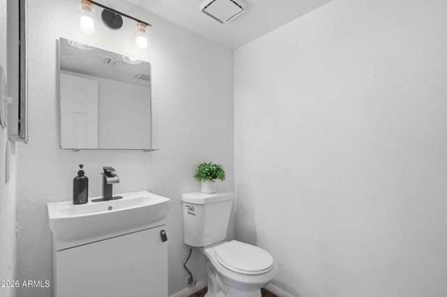 2724 W MCLELLAN Boulevard 119, Phoenix, AZ 85017