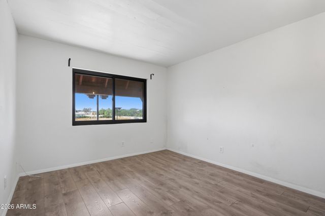 2724 W MCLELLAN Boulevard 119, Phoenix, AZ 85017