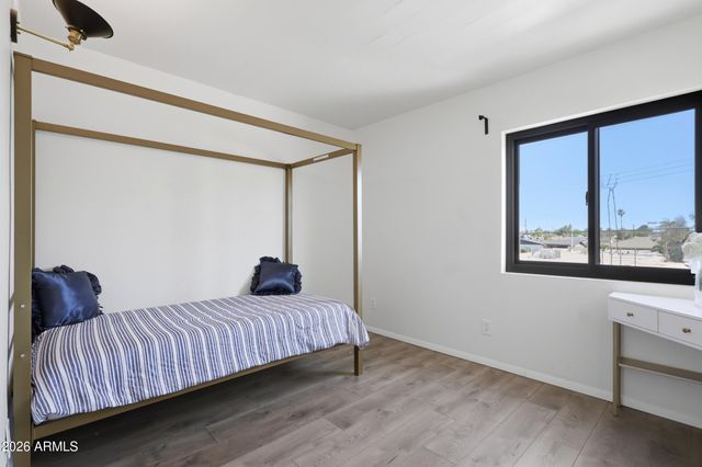 2724 W MCLELLAN Boulevard 119, Phoenix, AZ 85017