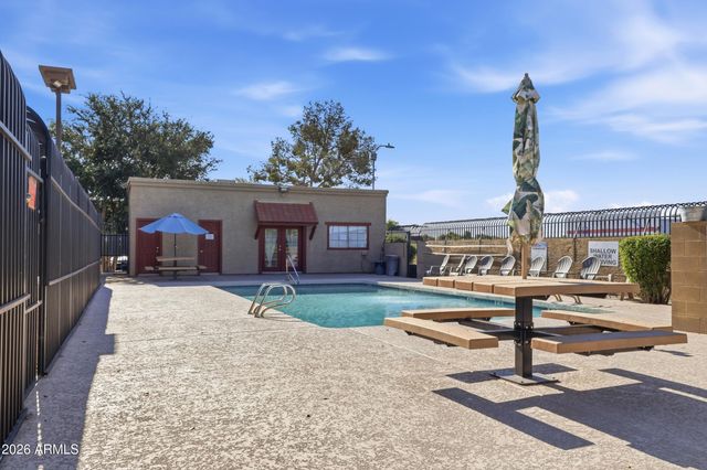 2724 W MCLELLAN Boulevard 119, Phoenix, AZ 85017