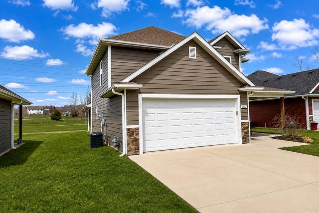 2807 AMBERWOOD CT, Columbia, MO 65203