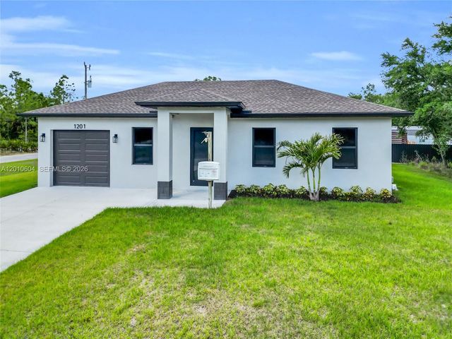 1201 E 7th ST, Lehigh Acres, FL 33972