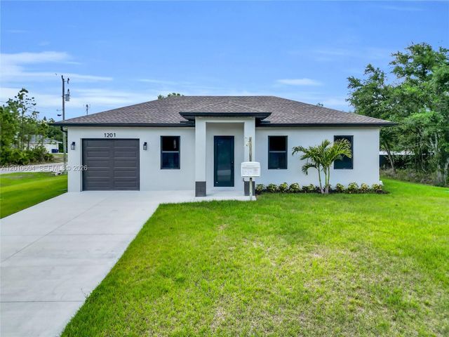 1201 E 7th ST, Lehigh Acres, FL 33972