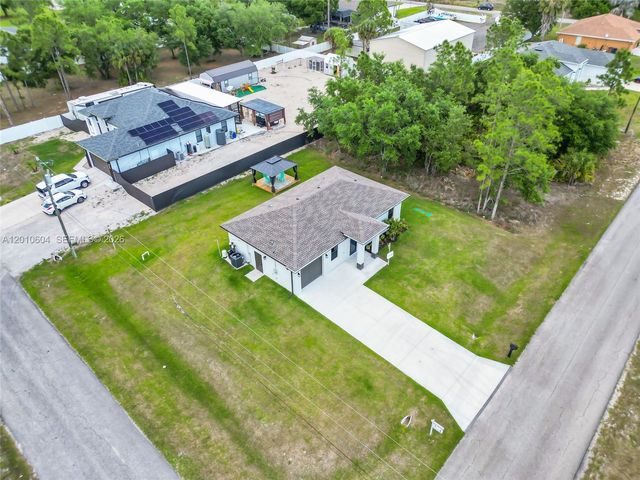 1201 E 7th ST, Lehigh Acres, FL 33972