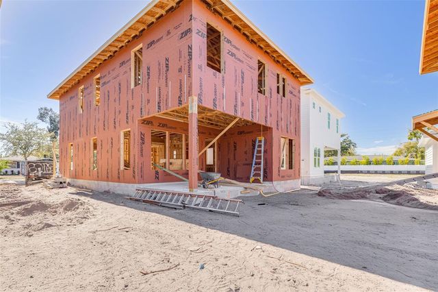 461 47TH AVENUE N, St Petersburg, FL 33703