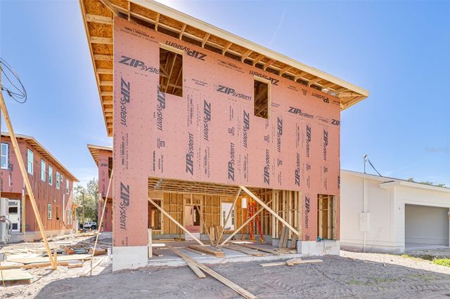 461 47TH AVENUE N, St Petersburg, FL 33703