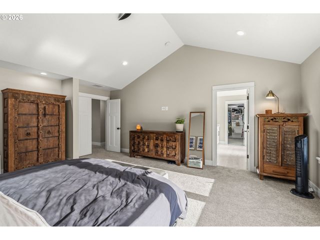 87716 OAKS ORCHARD Rd, Veneta, OR 97487