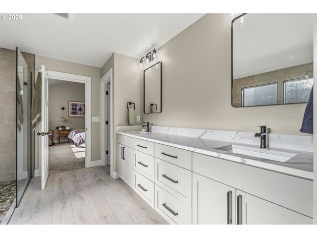 87716 OAKS ORCHARD Rd, Veneta, OR 97487