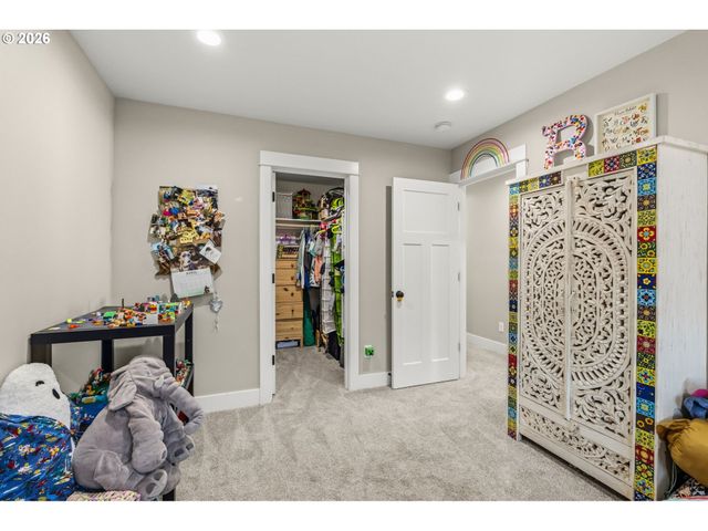 87716 OAKS ORCHARD Rd, Veneta, OR 97487