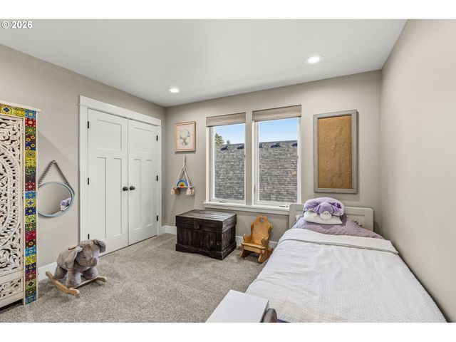 87716 OAKS ORCHARD Rd, Veneta, OR 97487