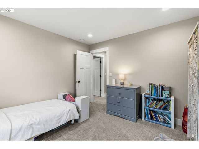 87716 OAKS ORCHARD Rd, Veneta, OR 97487