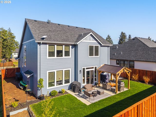 87716 OAKS ORCHARD Rd, Veneta, OR 97487