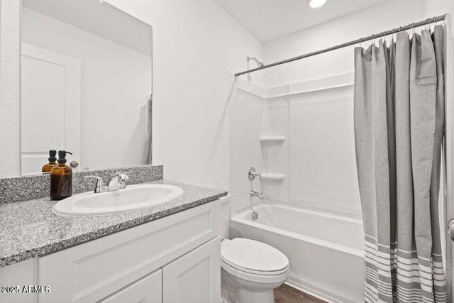 20581 E Cholla Drive, Cordes Lakes, AZ 86333