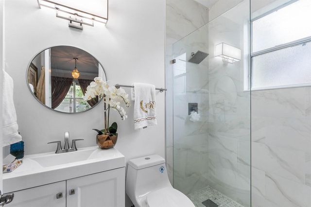 599 Cresta Circle, West Palm Beach, FL 33413