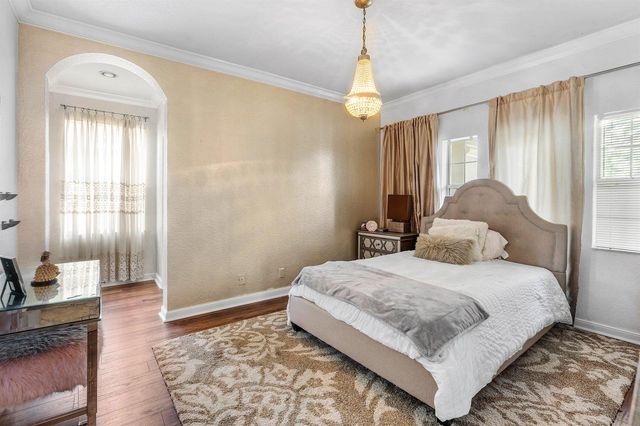 599 Cresta Circle, West Palm Beach, FL 33413