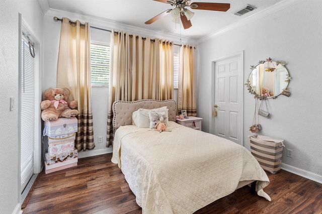 599 Cresta Circle, West Palm Beach, FL 33413
