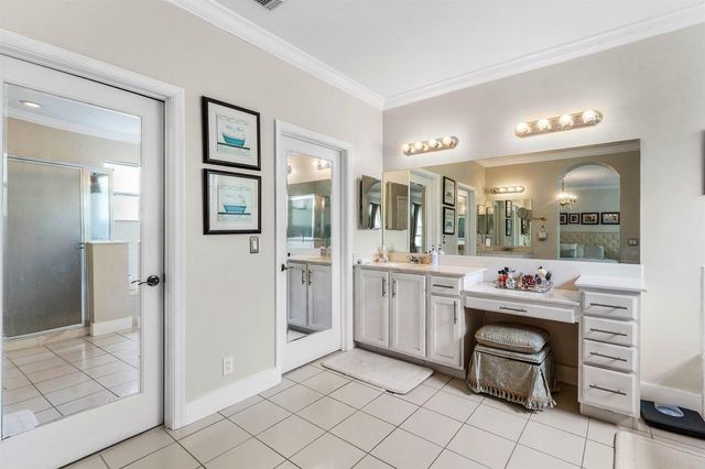 599 Cresta Circle, West Palm Beach, FL 33413